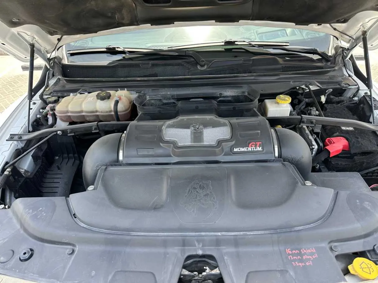 Car image 21