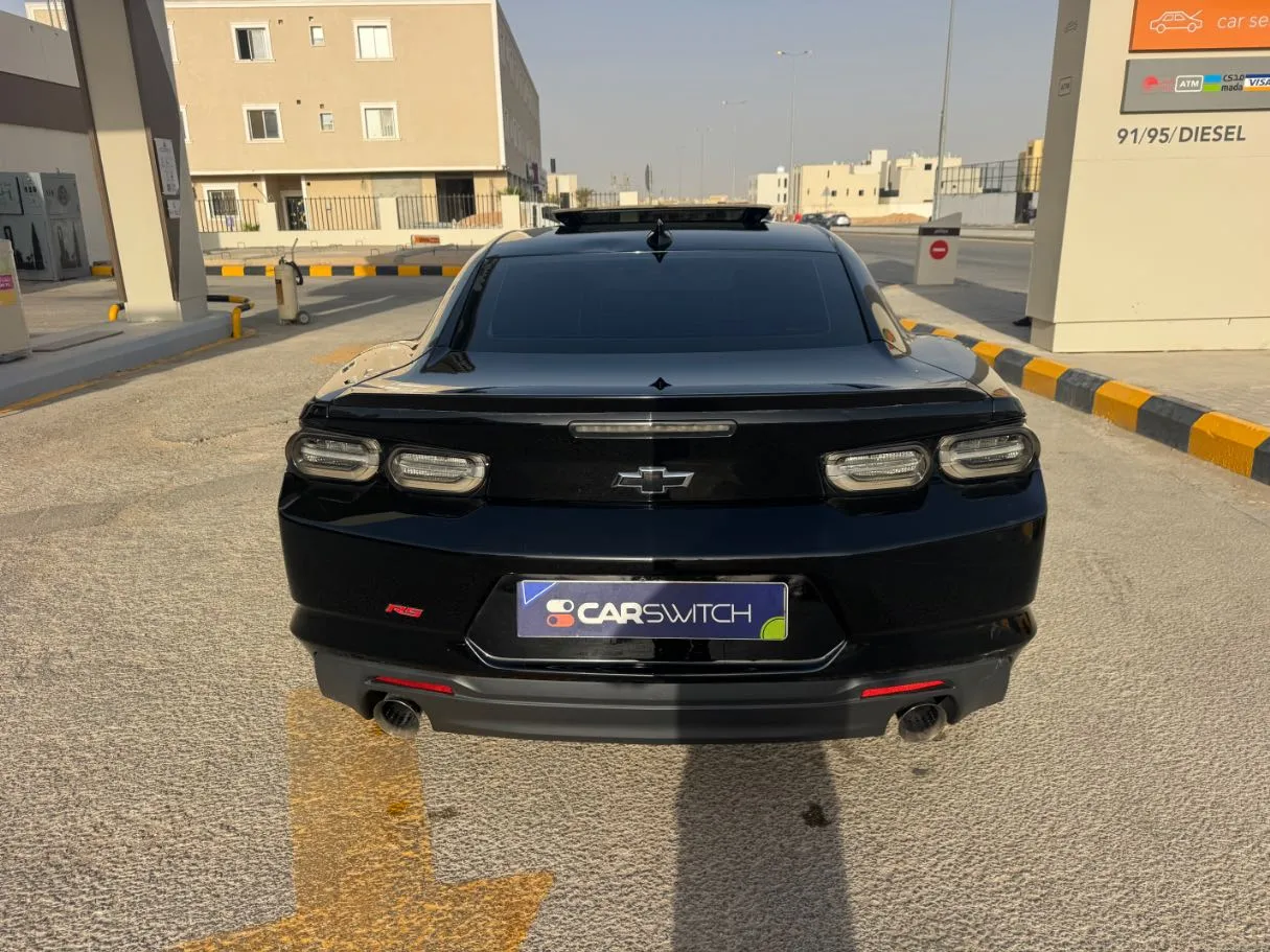 Car image 6