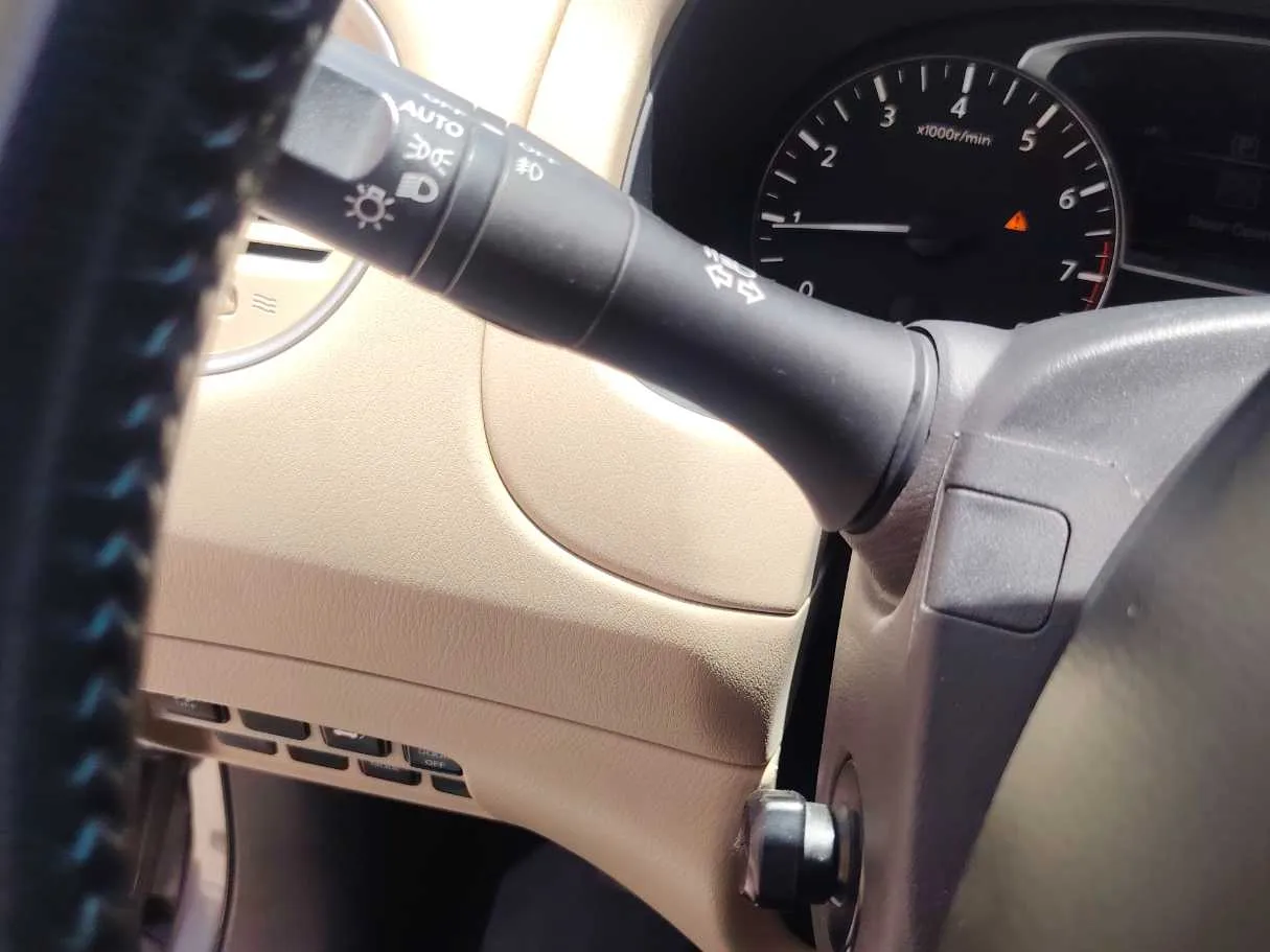 Car image 33