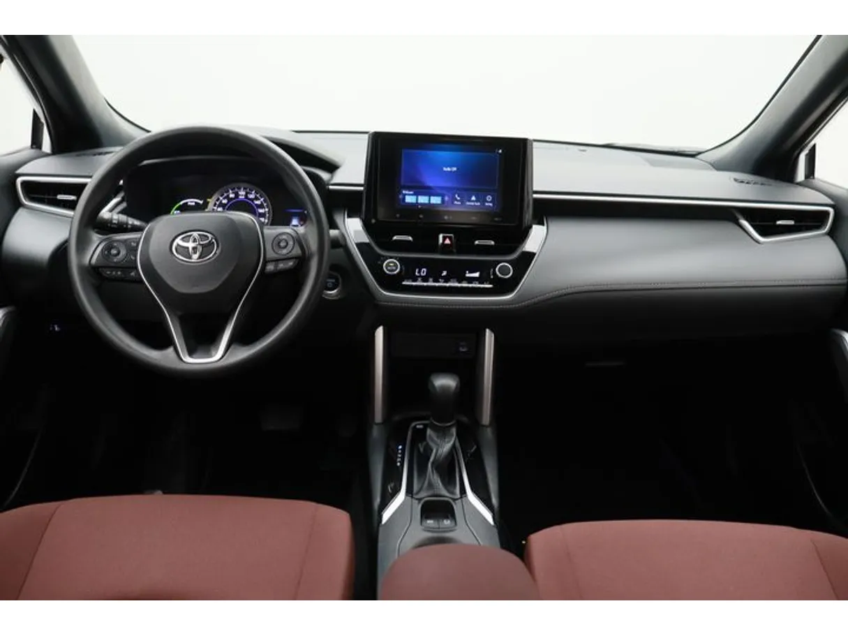 Car image 14