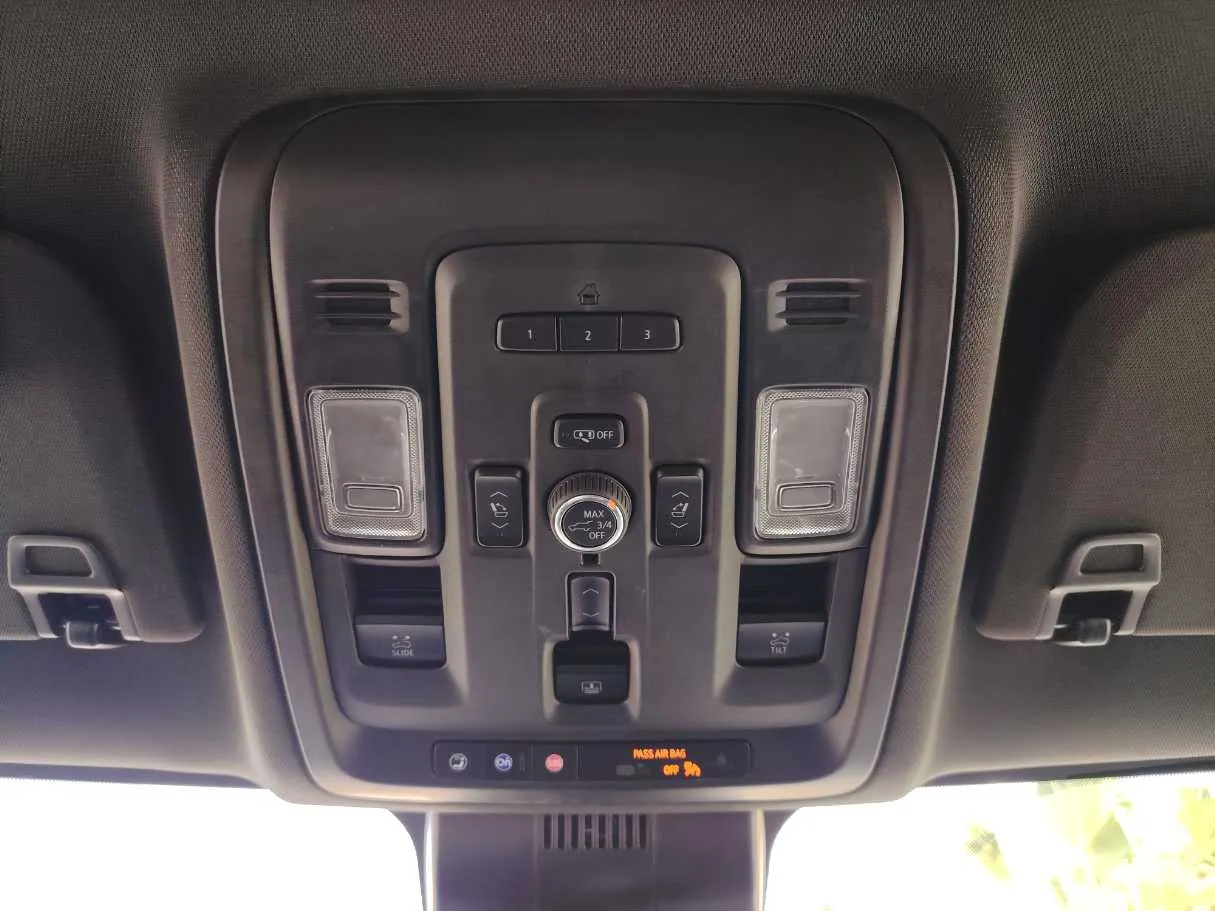 Car image 31