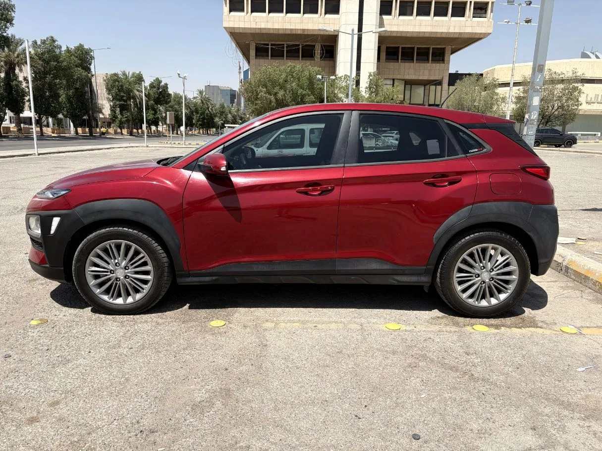 Car image 8