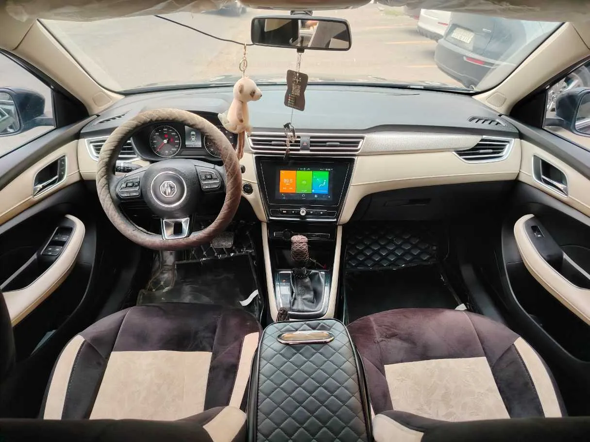 Car image 22