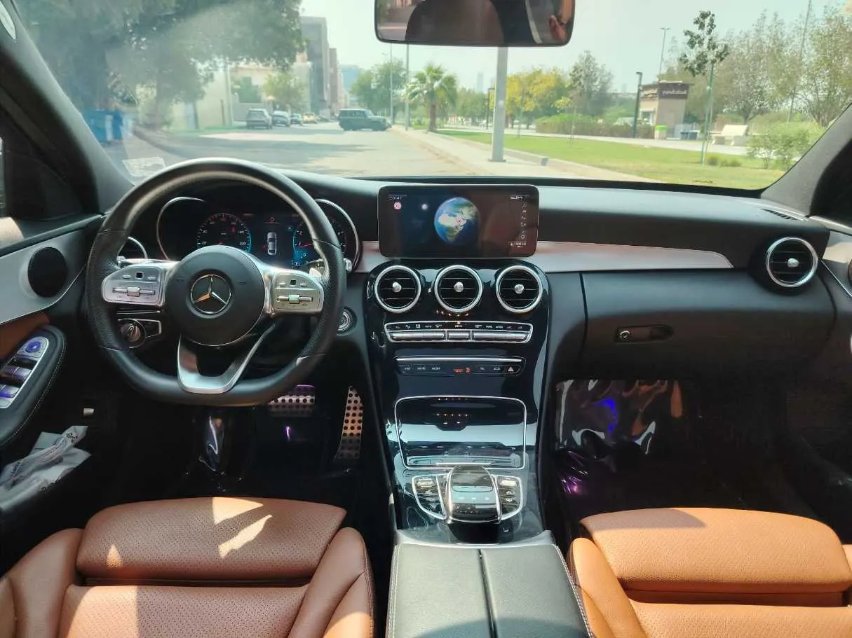 Car image 21