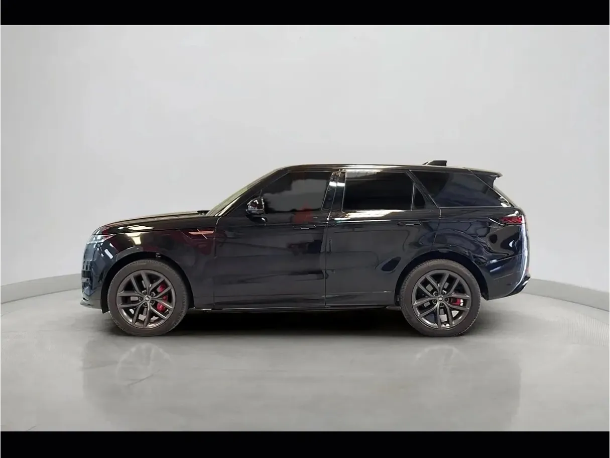 Car image 13