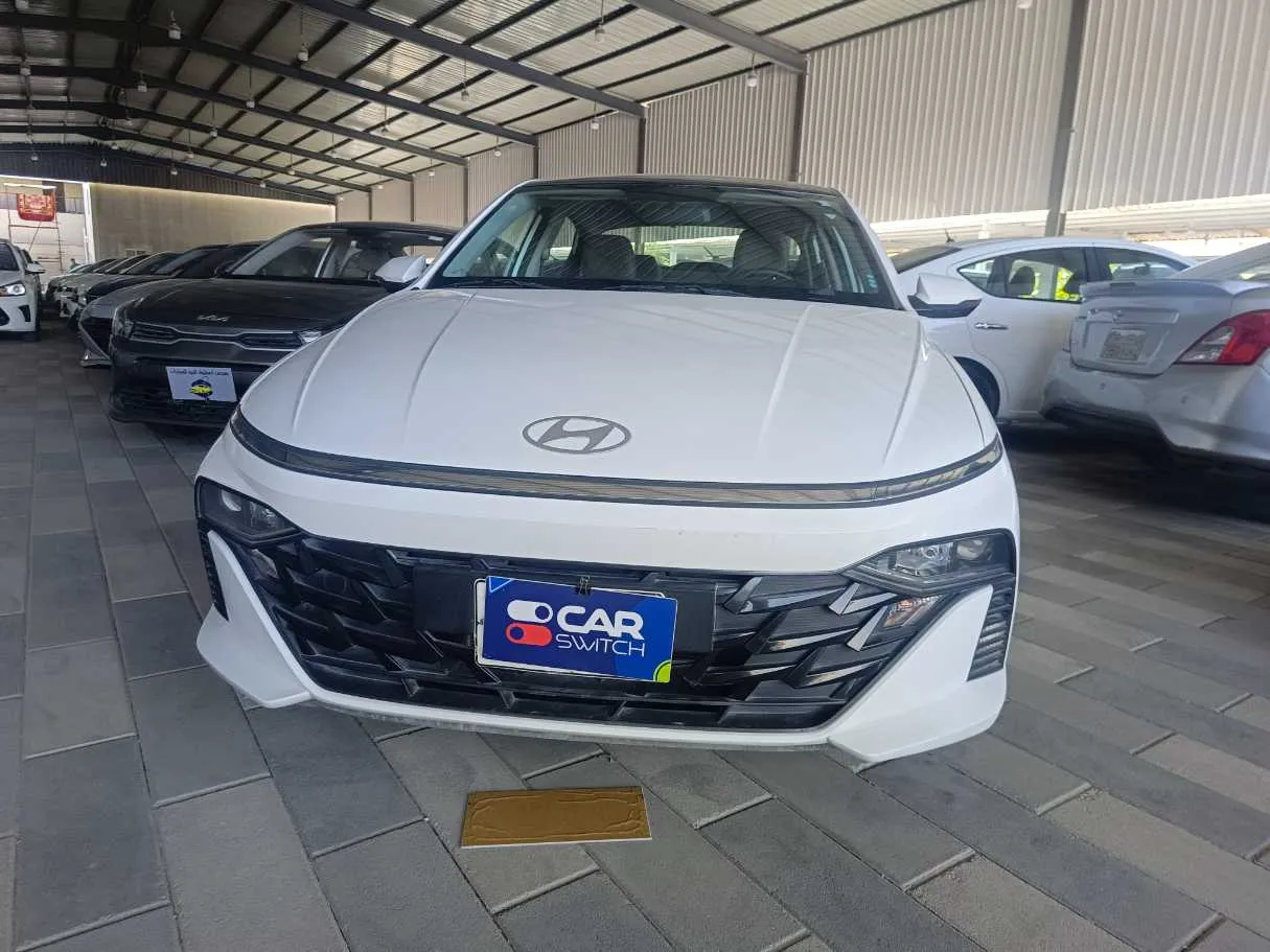 Car image 2