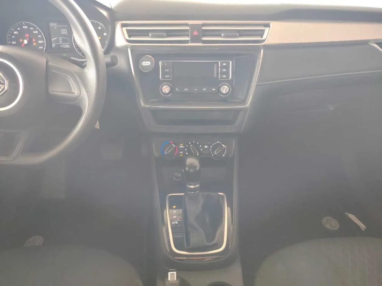 Car image 22