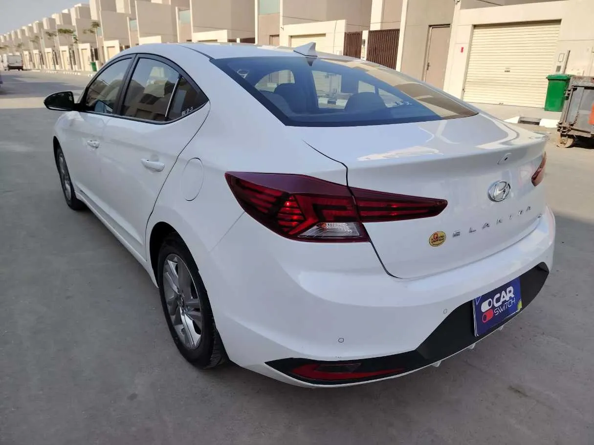 Car image 7