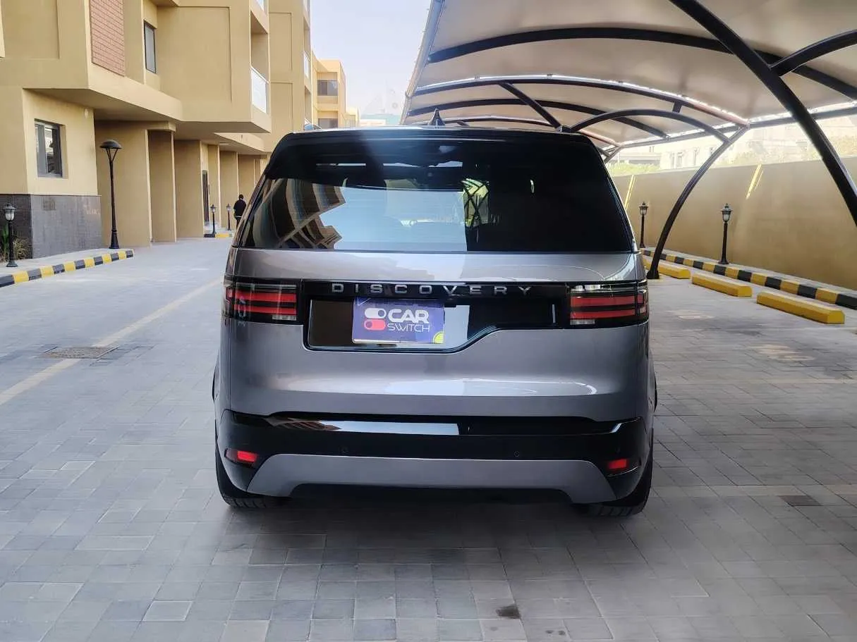 Car image 6