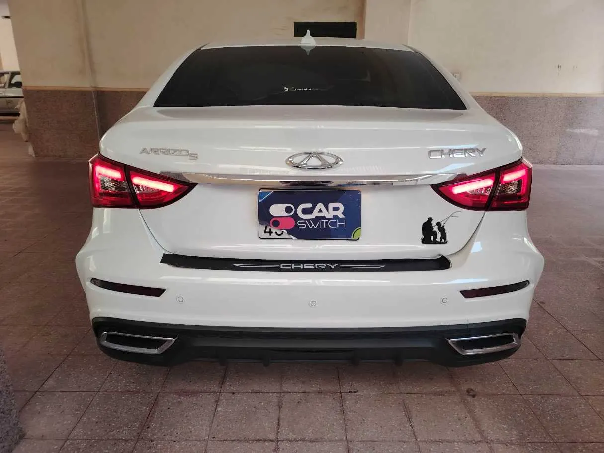 Car image 6