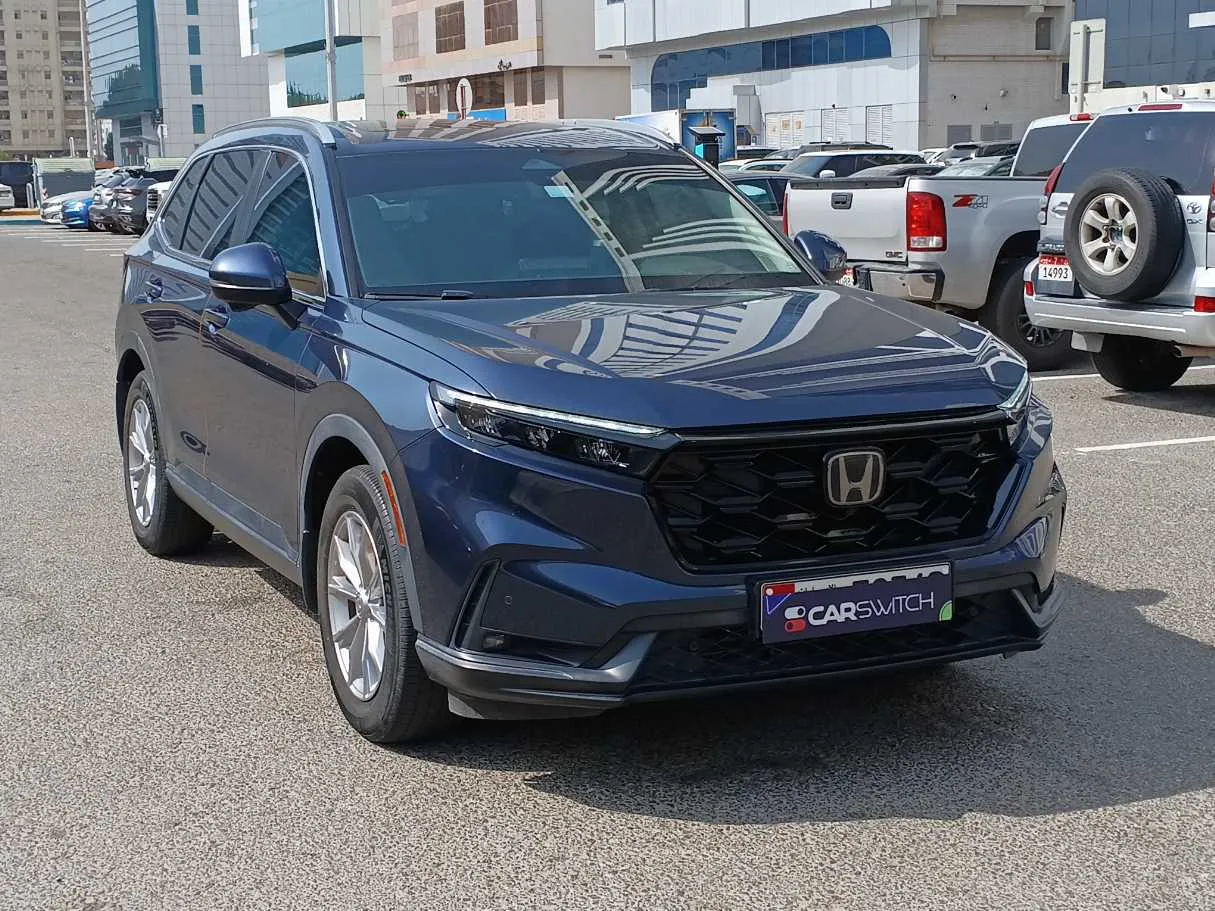 Car image 4