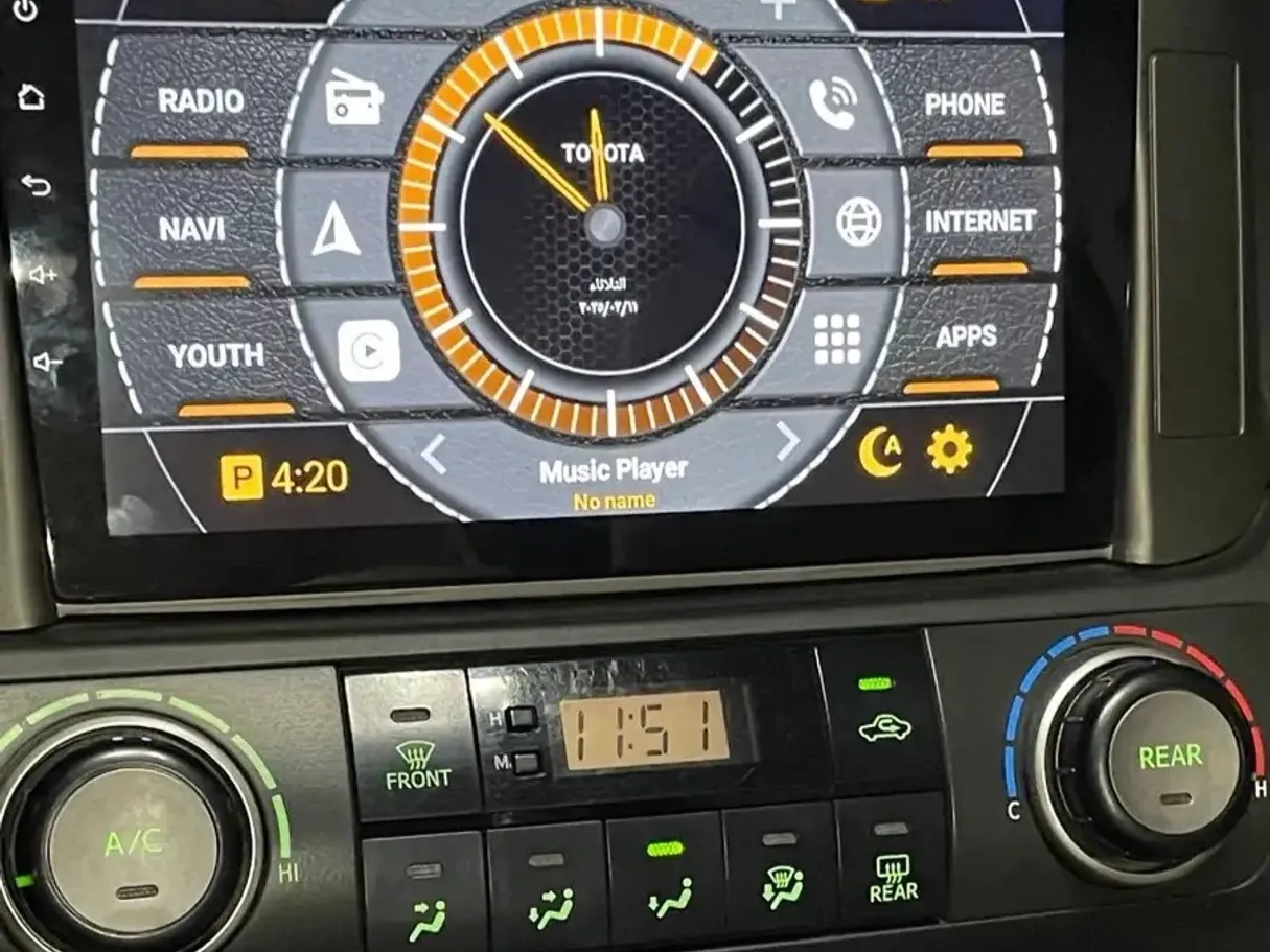 Car image 7
