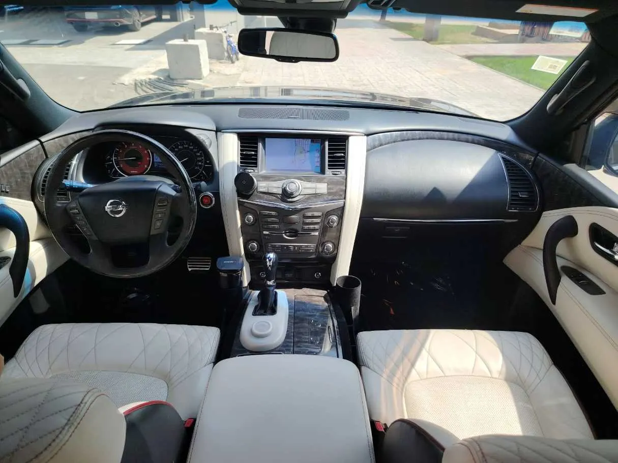 Car image 22