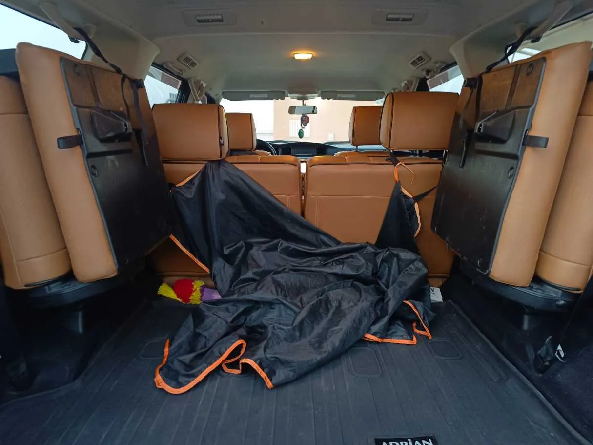 Car image 27