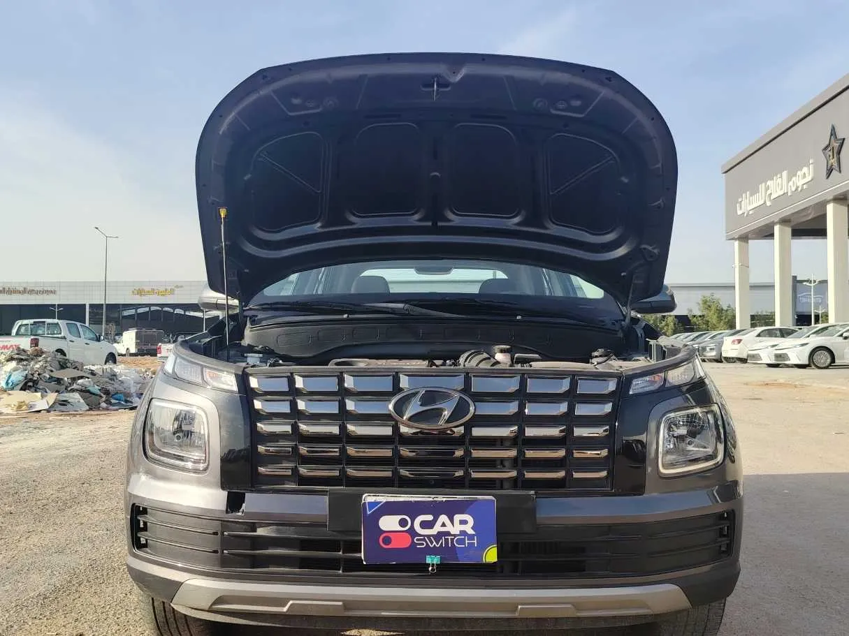Car image 26