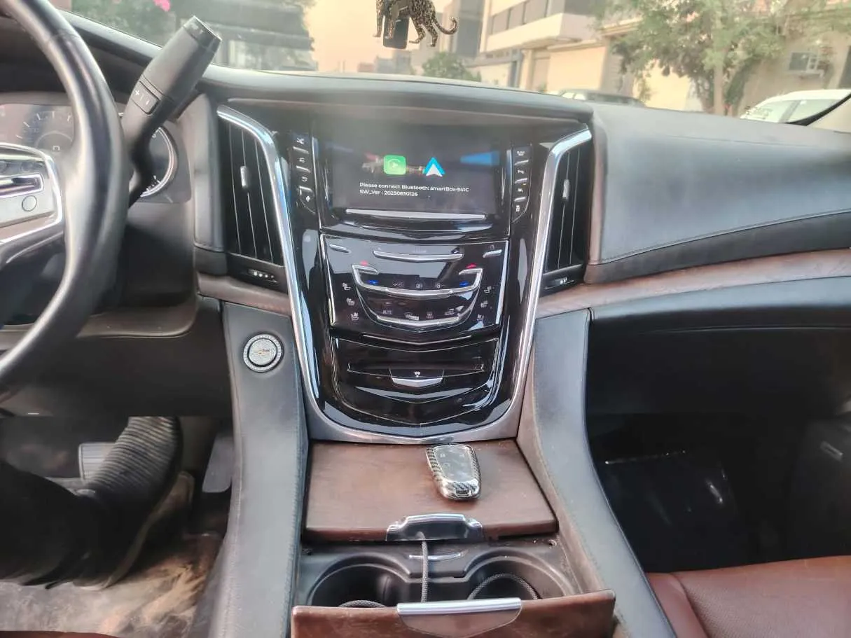Car image 26