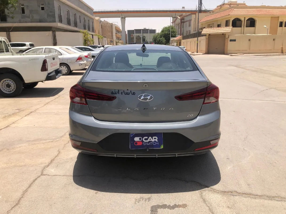Car image 6