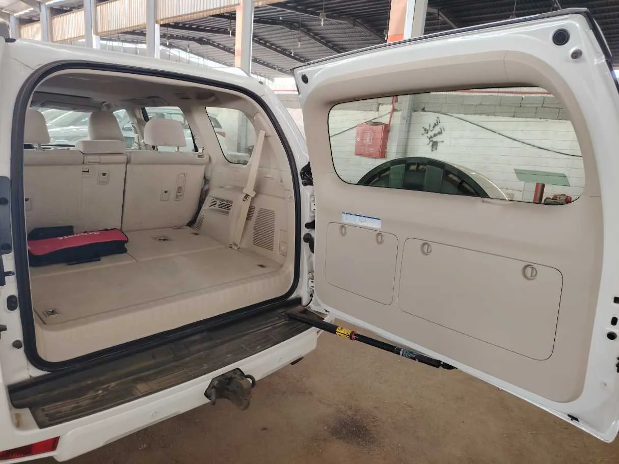 Car image 31