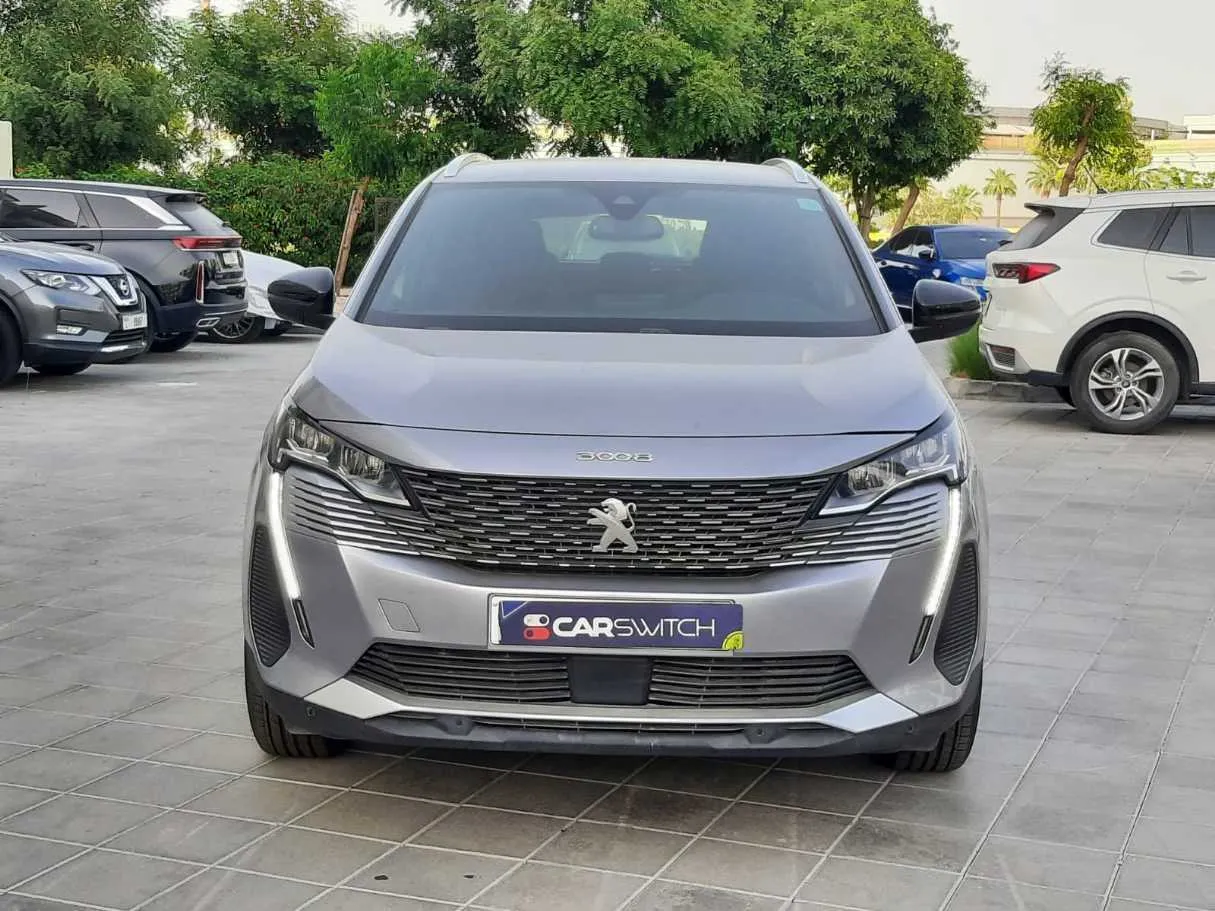 Car image 2