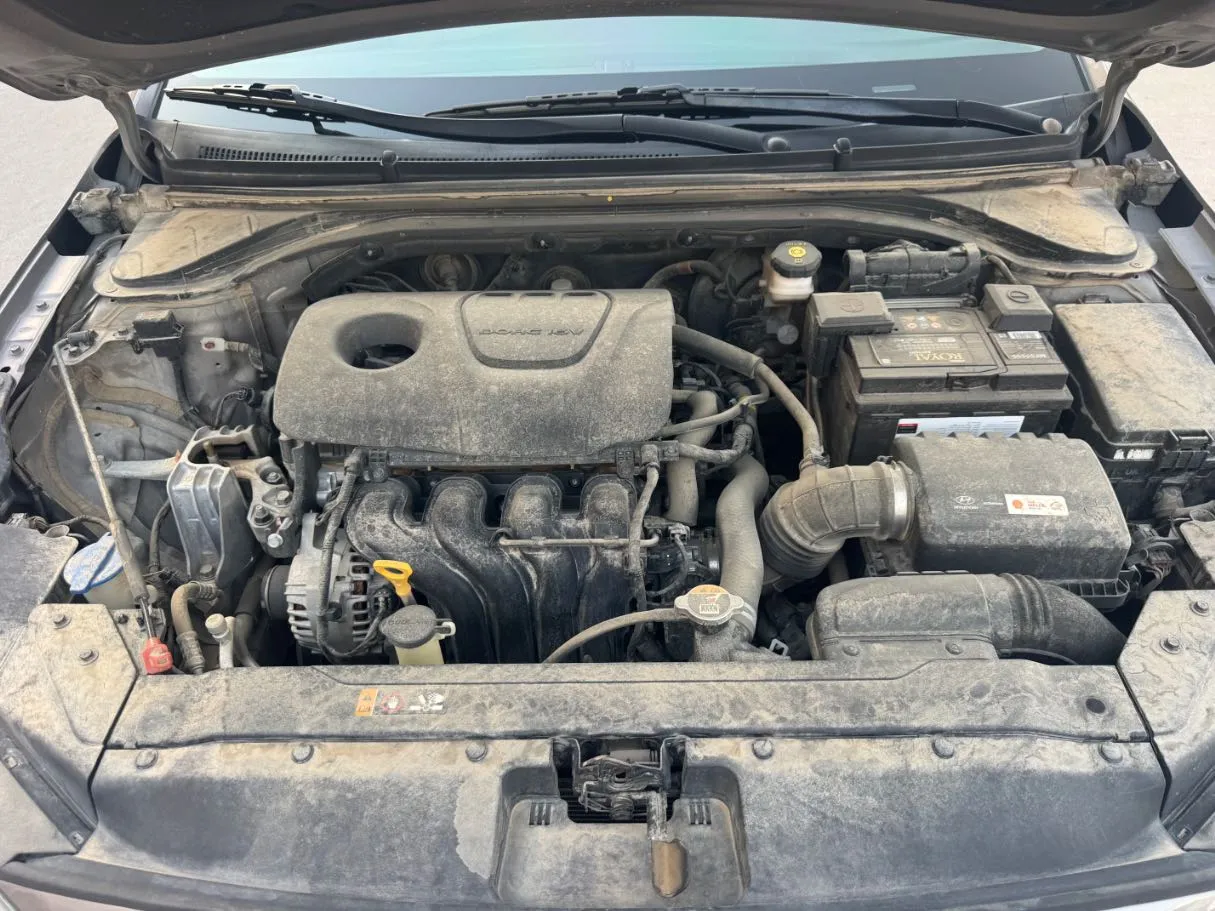 Car image 23