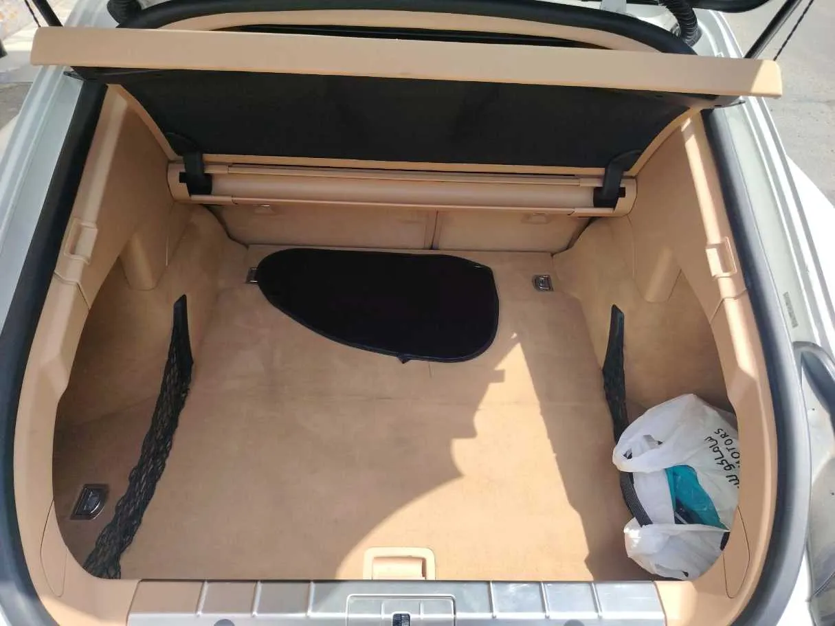 Car image 31