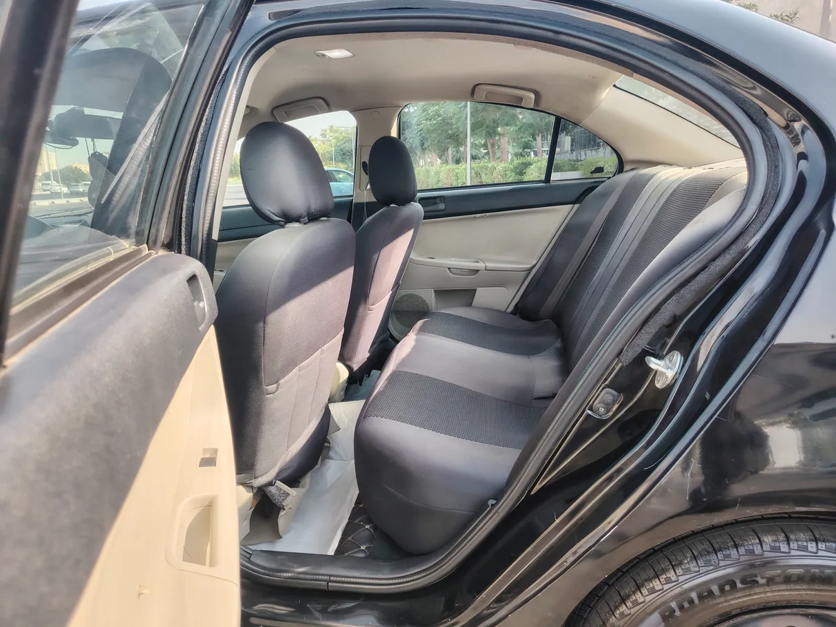 Car image 16