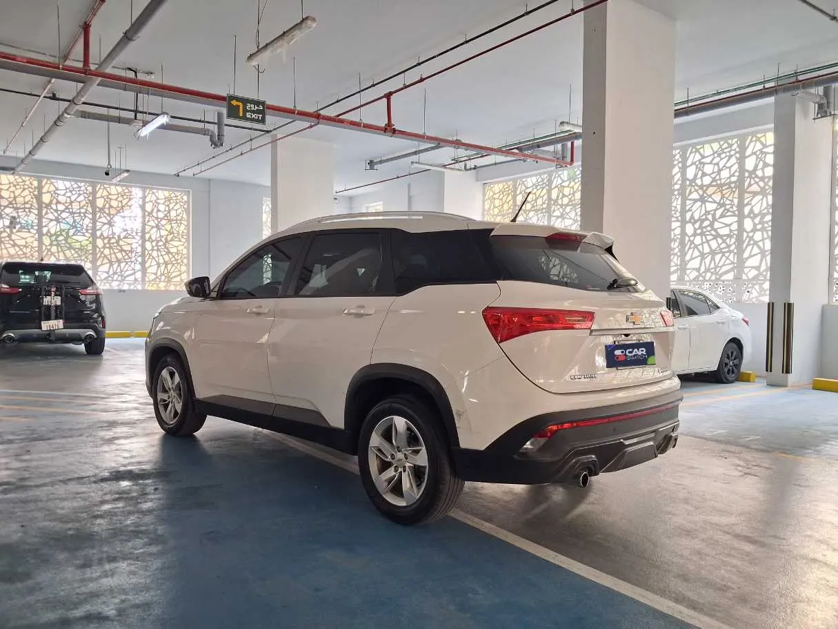Car image 7