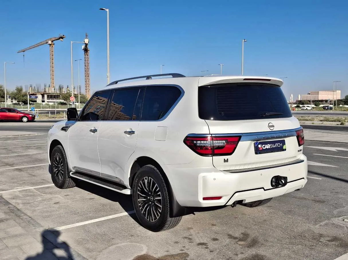 Car image 7