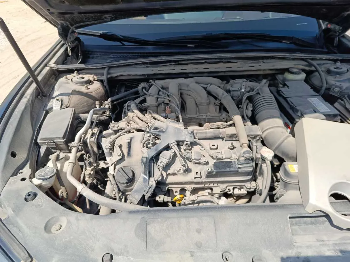 Car image 37
