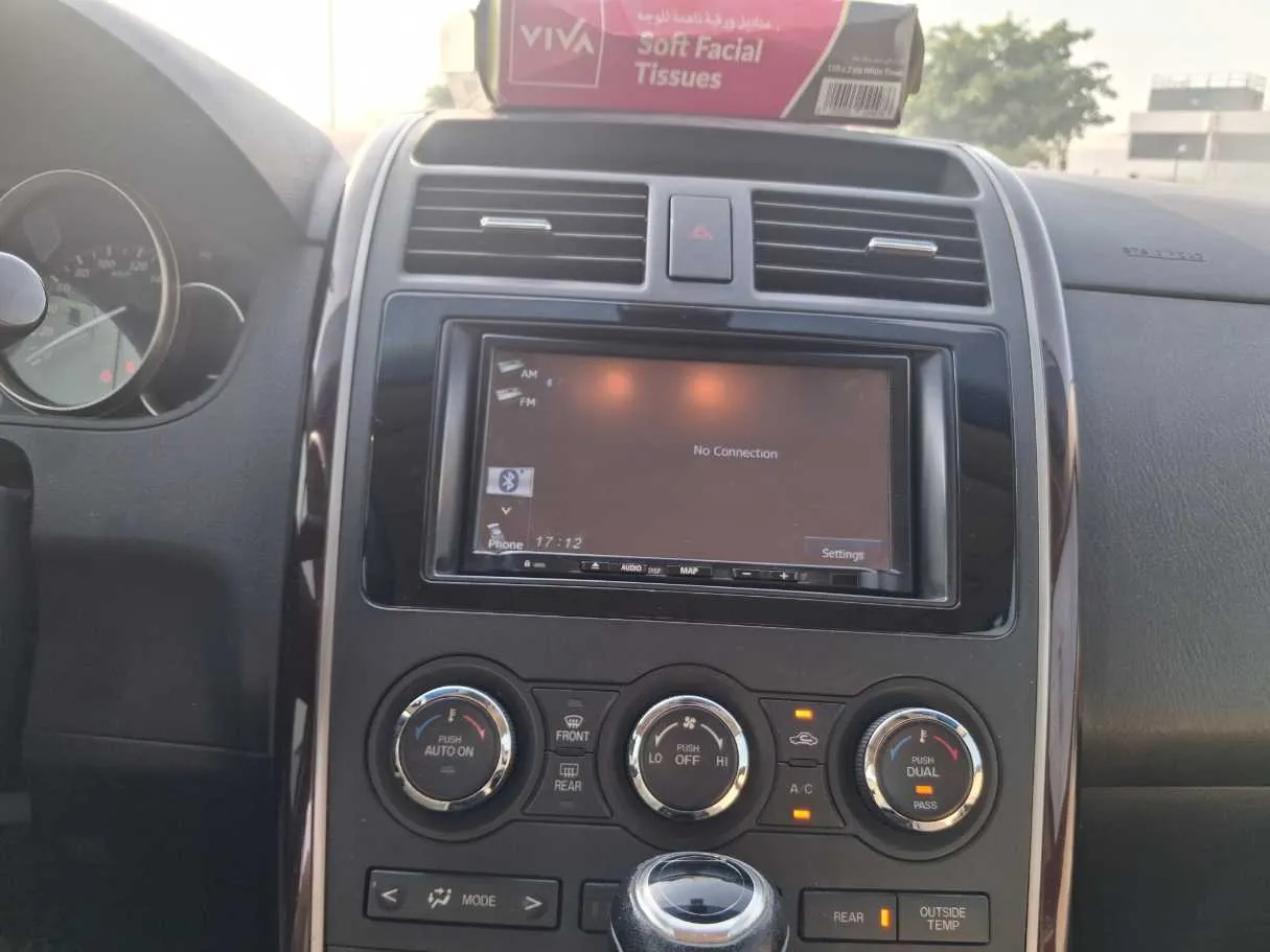 Car image 15