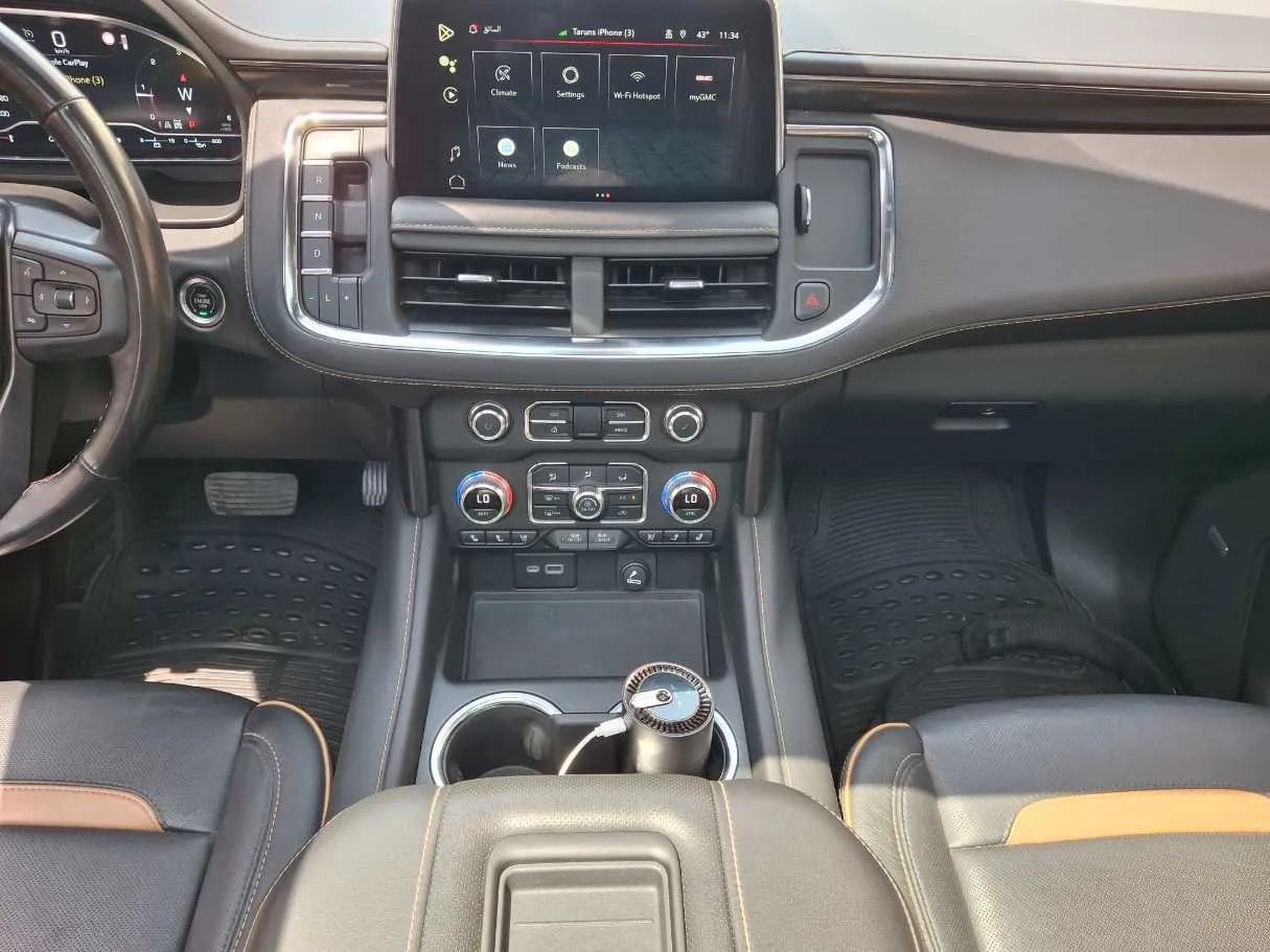Car image 16