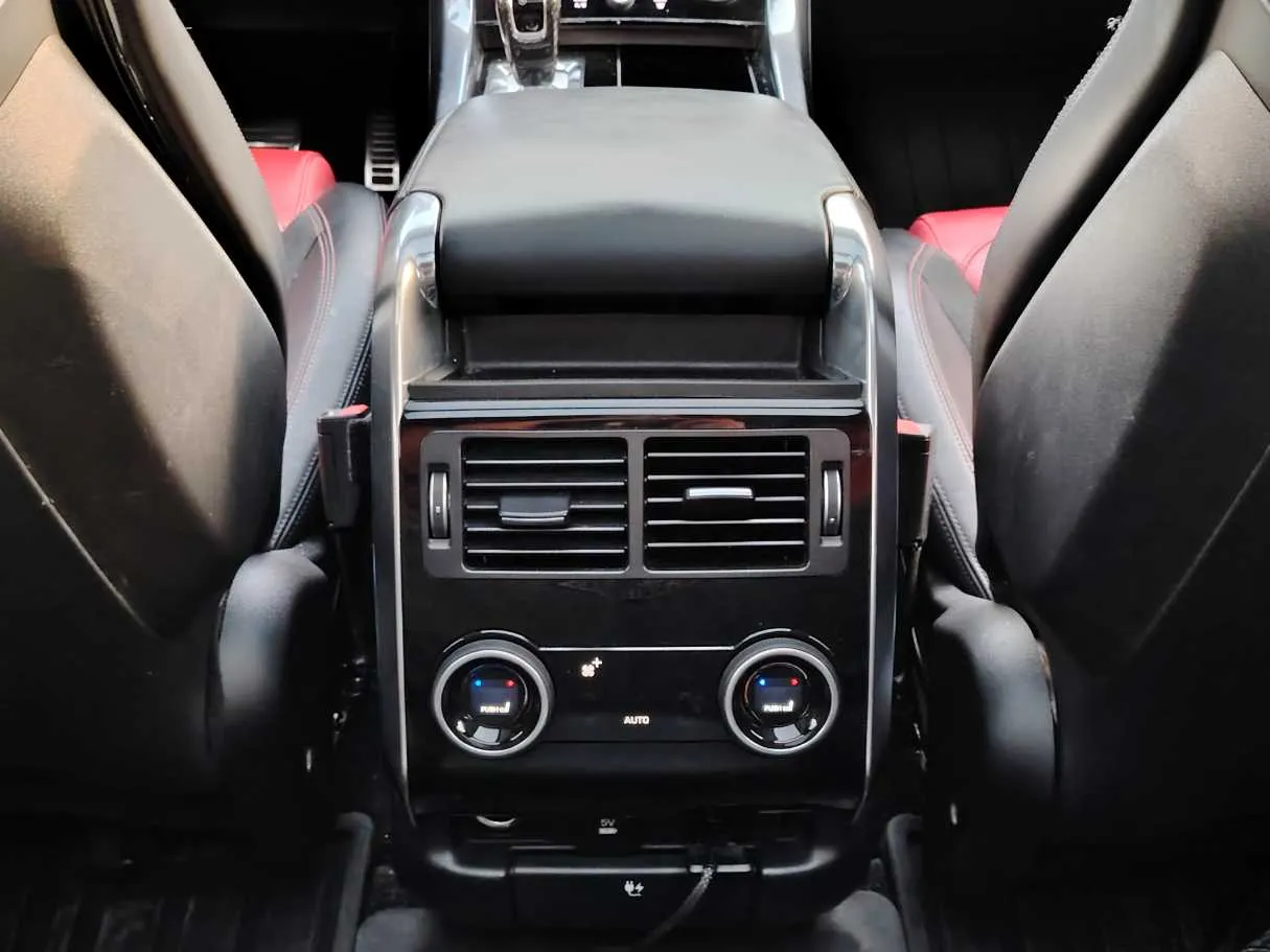 Car image 41
