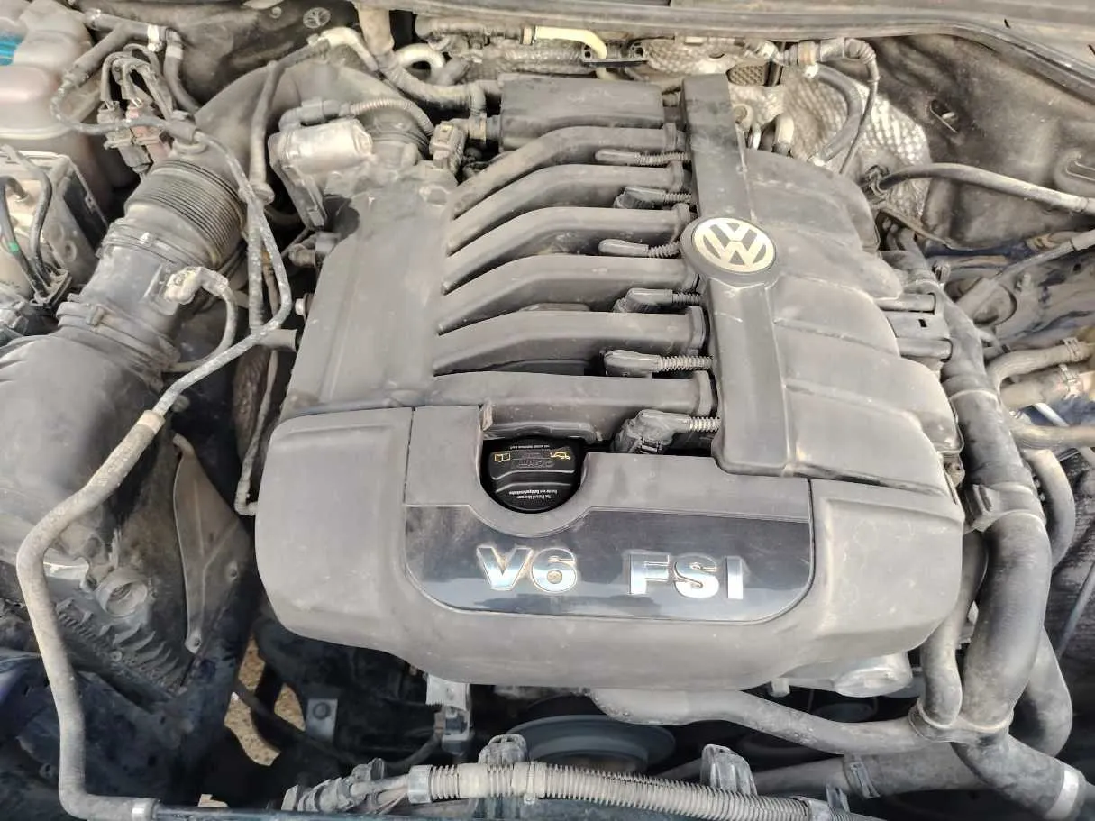 Car image 48