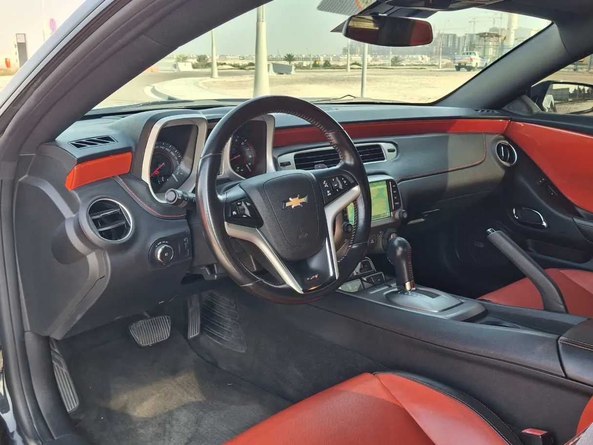 Car image 11