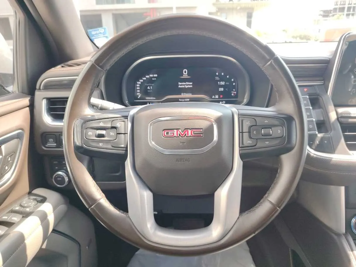 Car image 23