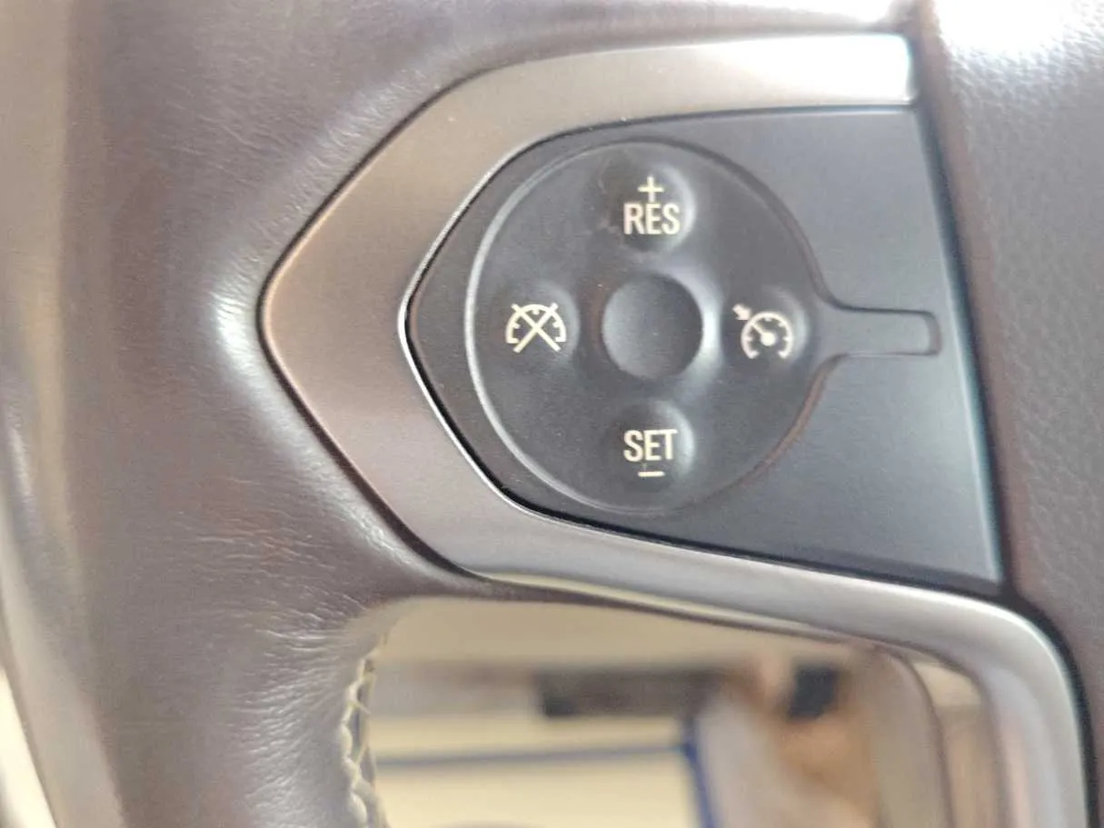 Car image 33