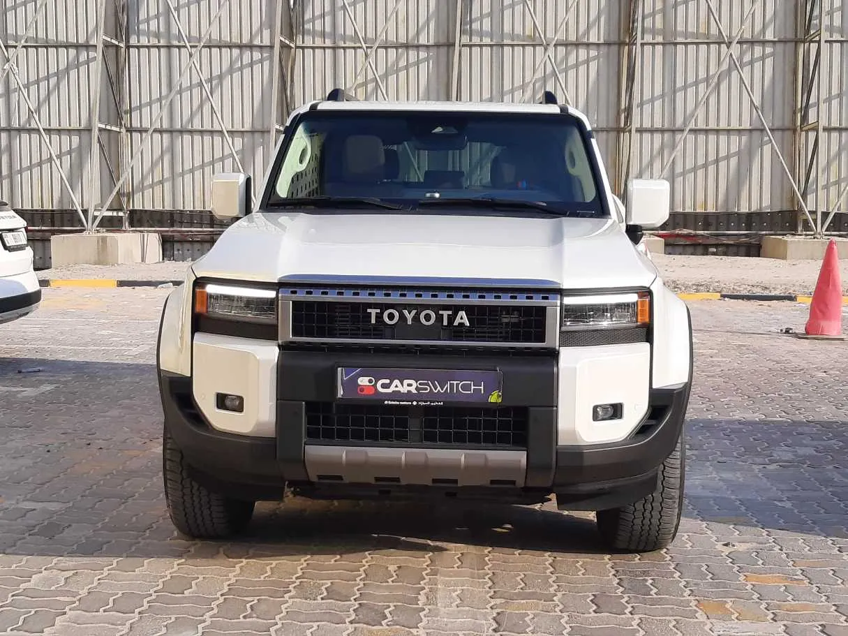 Car image 2