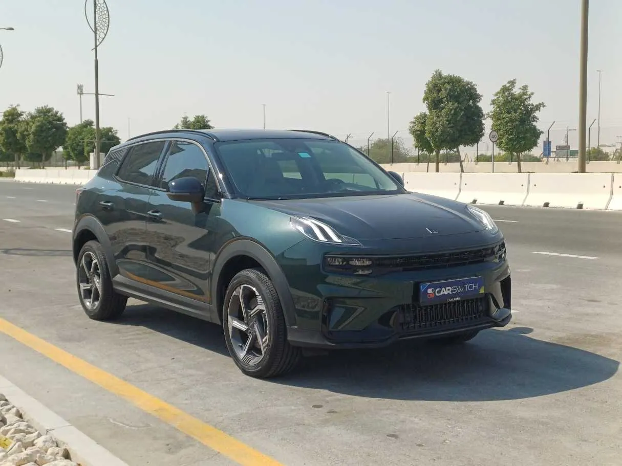 Car image 3