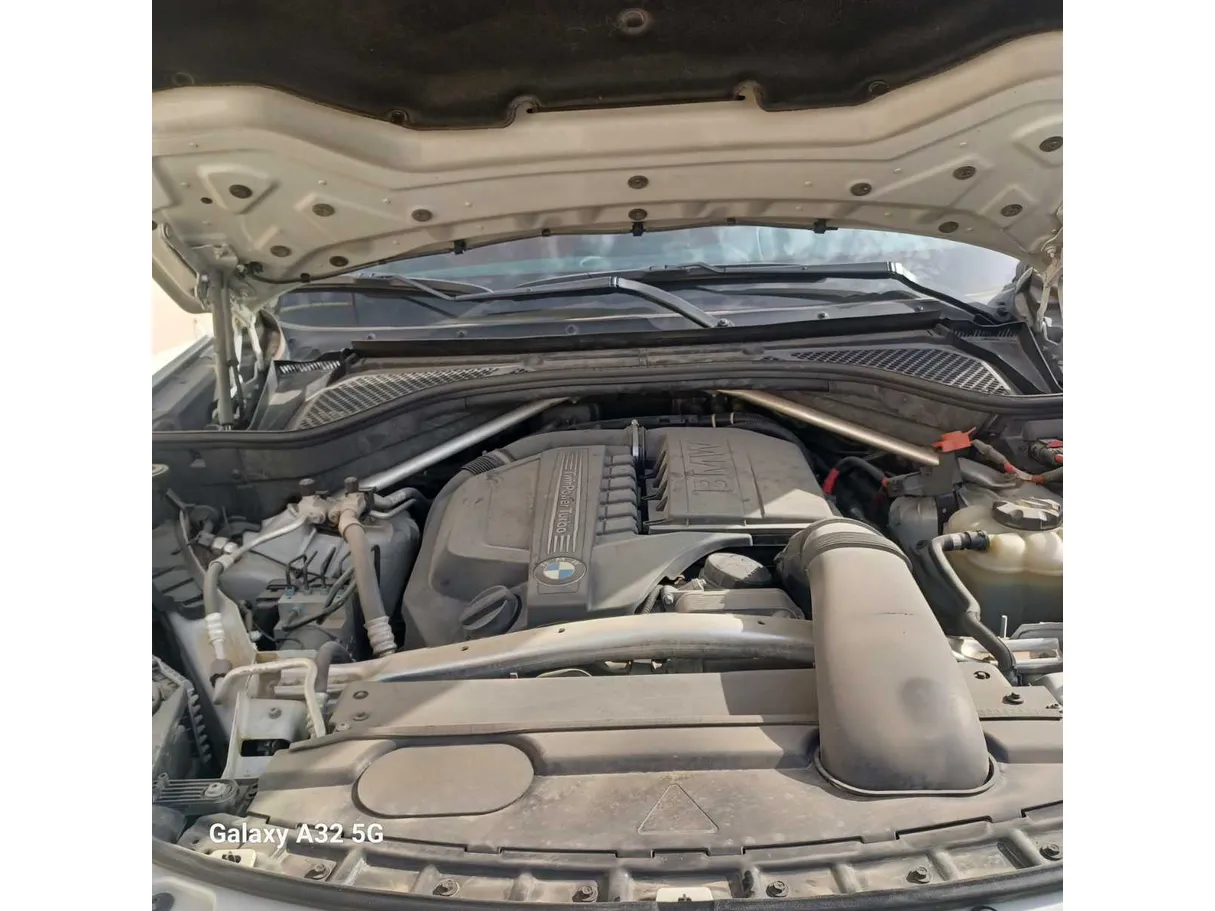 Car image 37