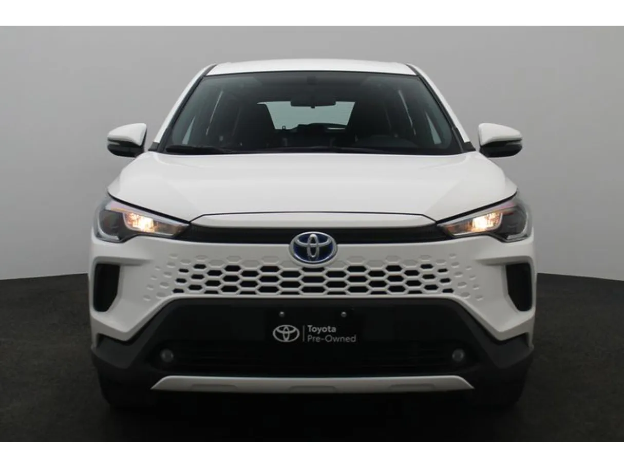 Car image 11