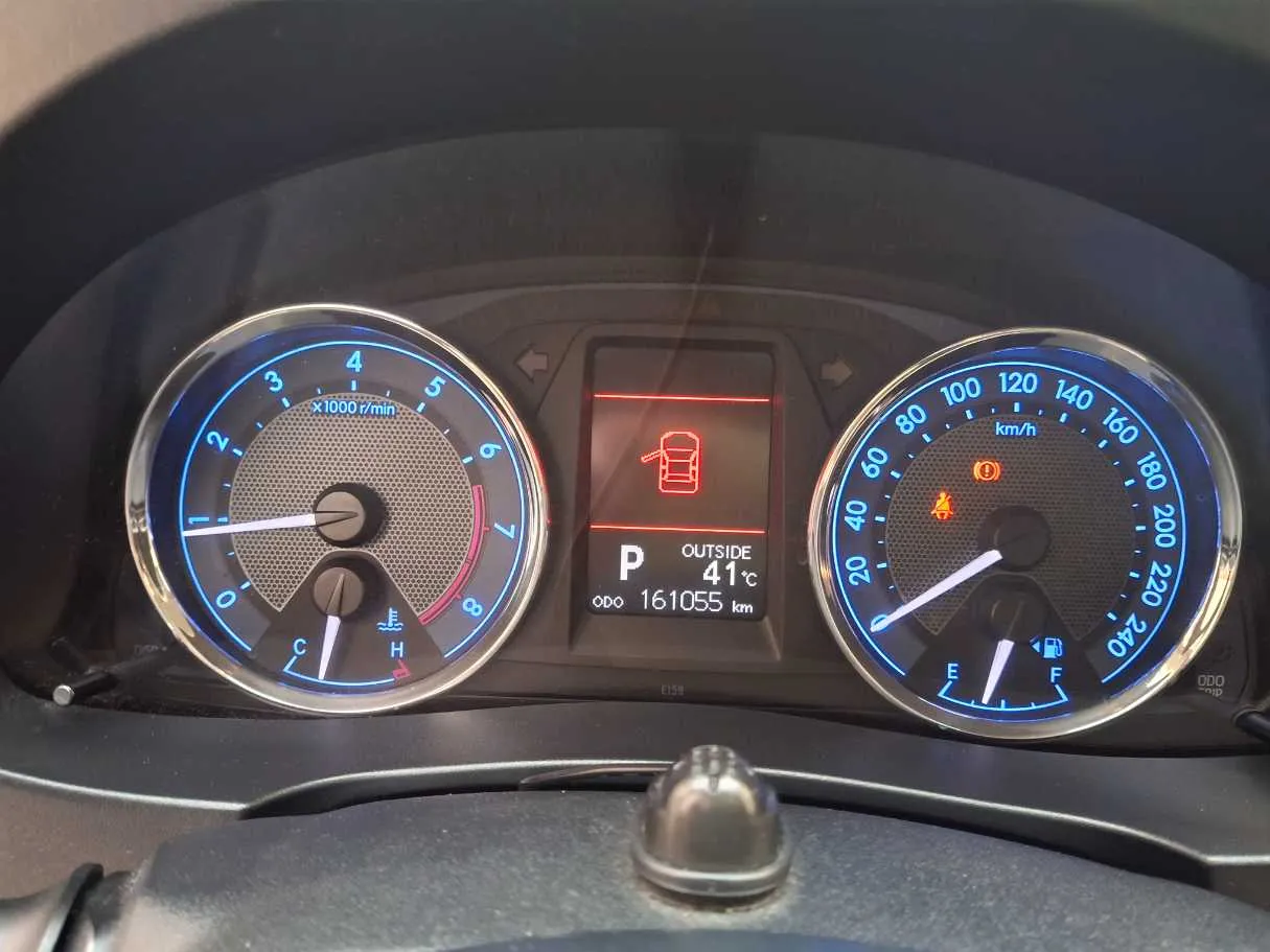 Car image 18