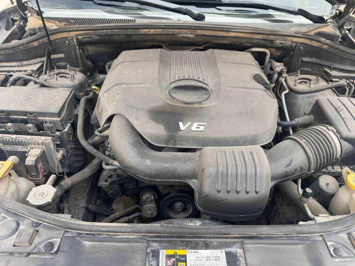 Car image 22
