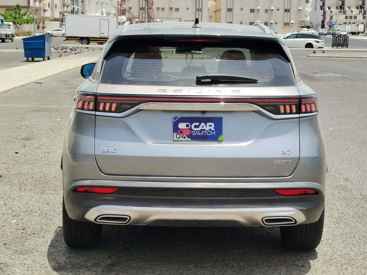 Car image 6