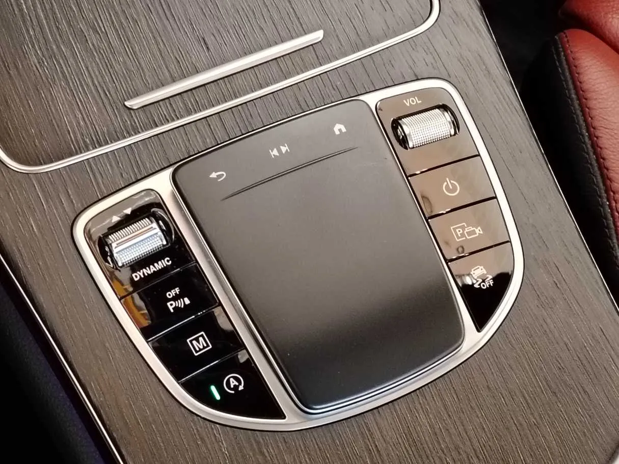 Car image 21