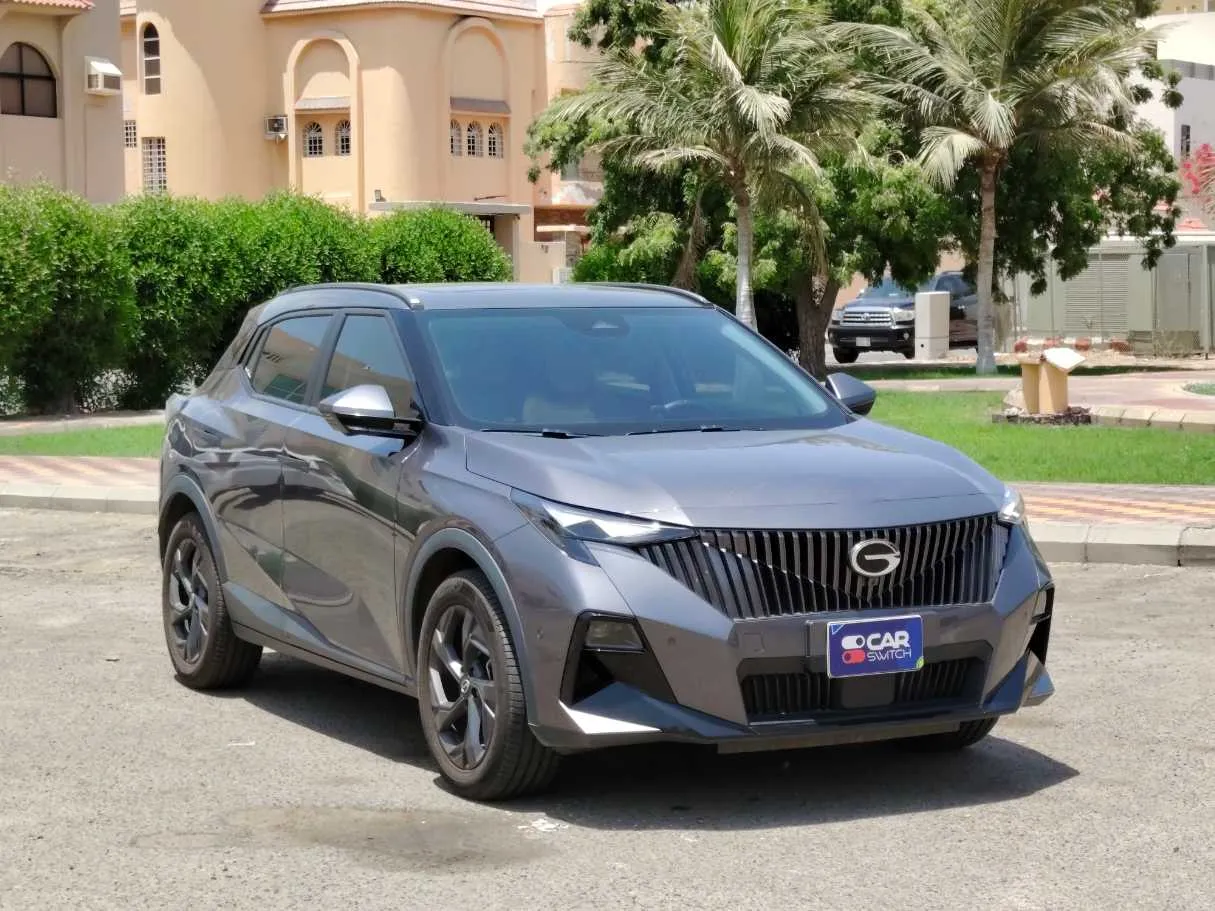 Car image 3