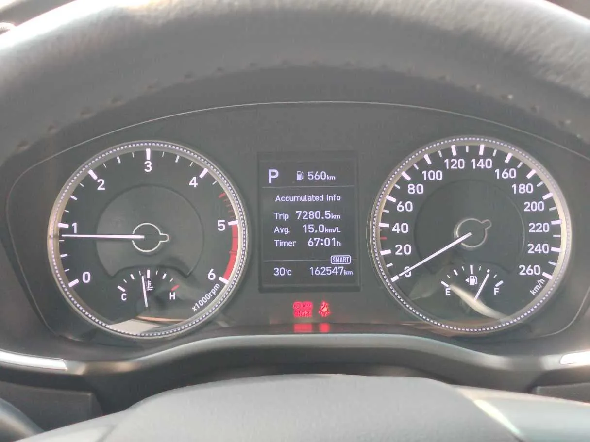 Car image 23