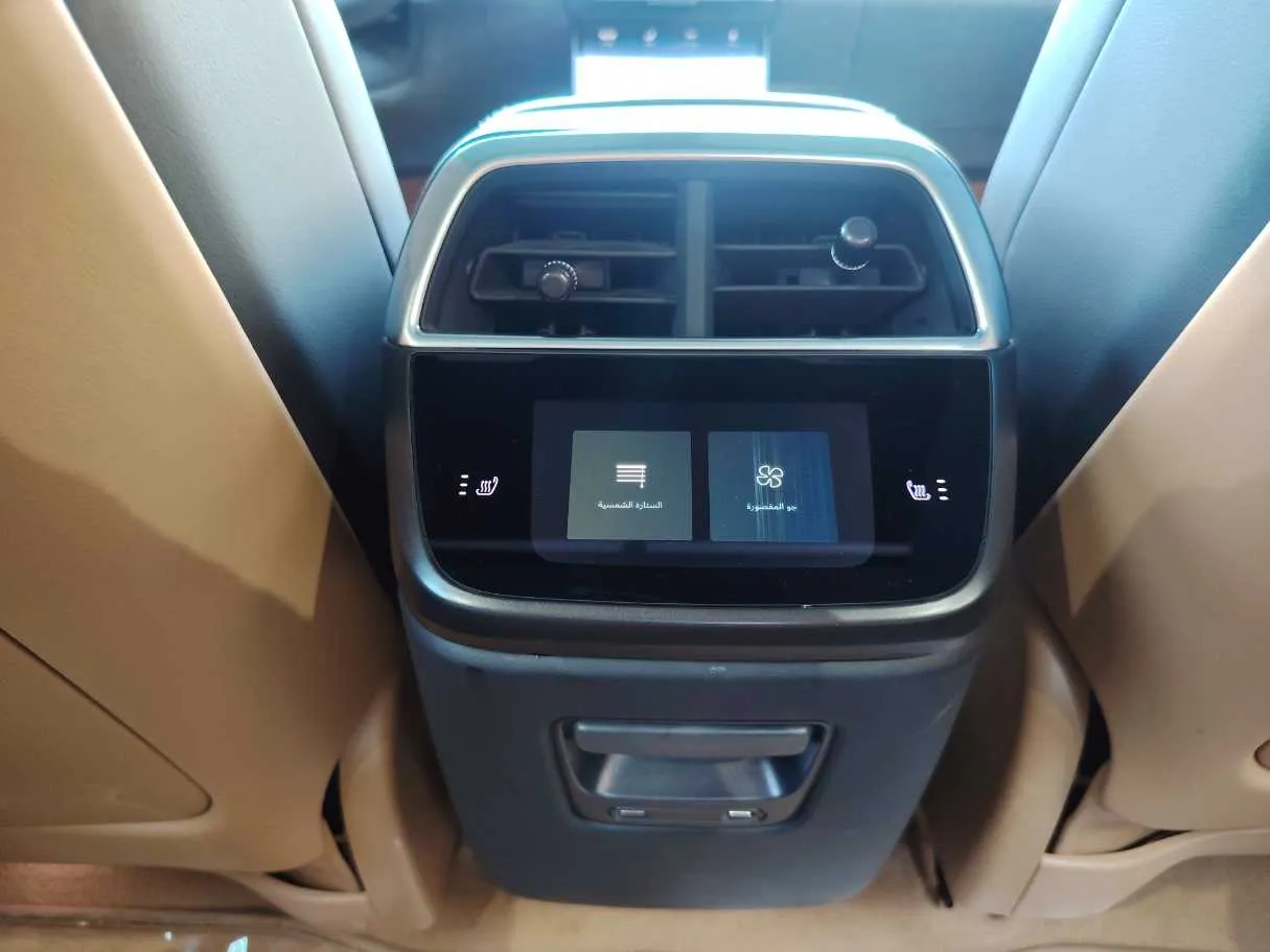 Car image 31