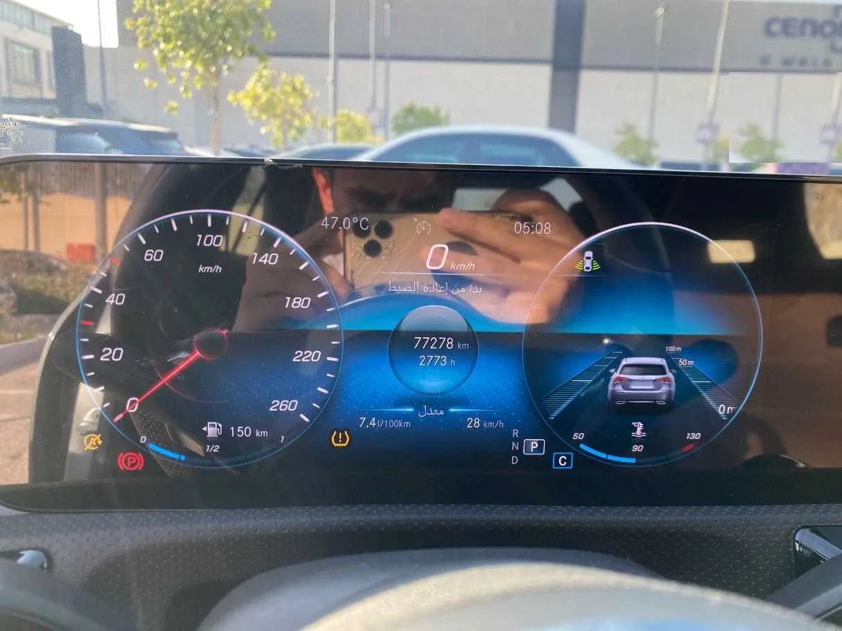 Car image 22