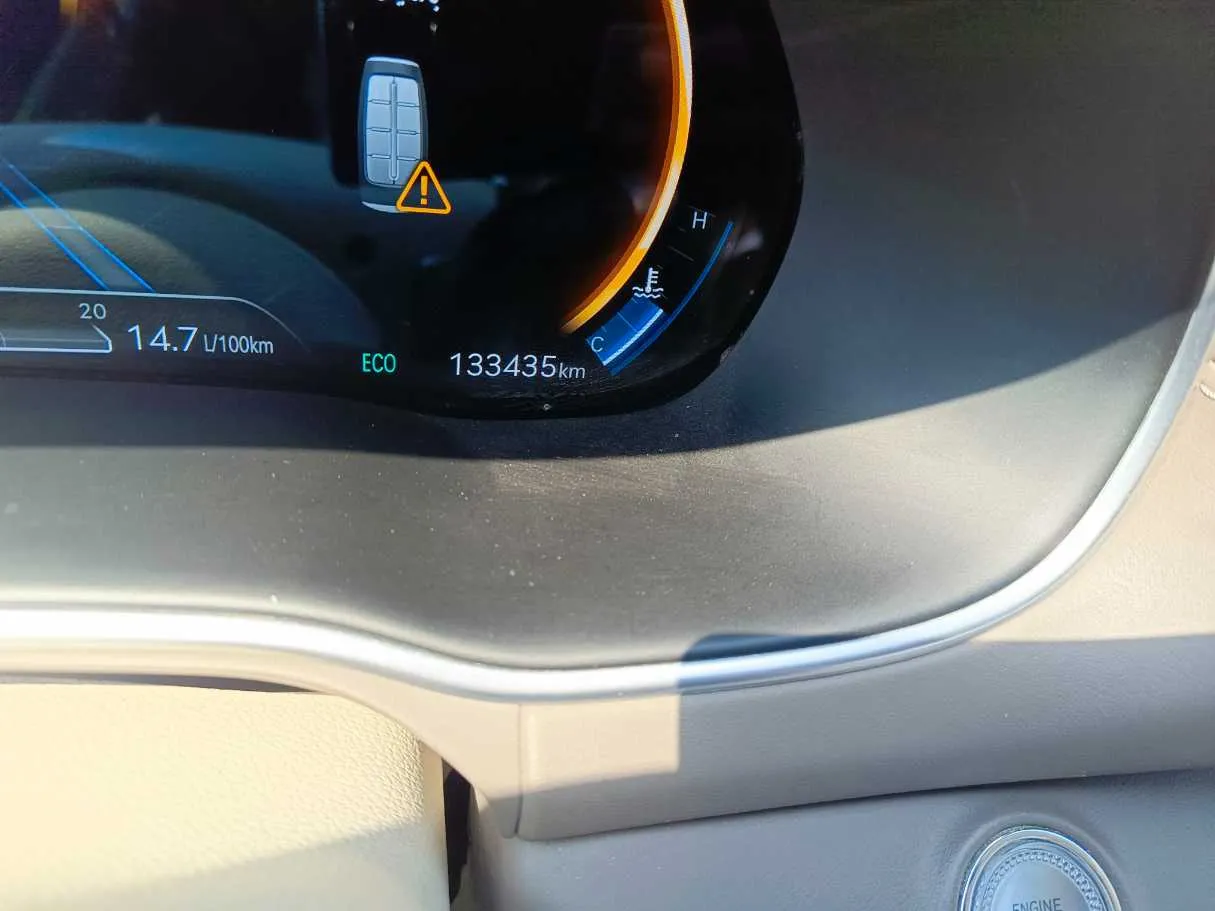 Car image 33