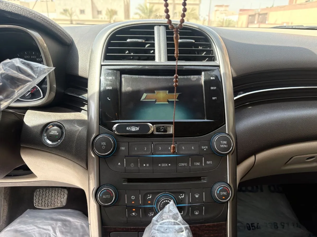 Car image 21